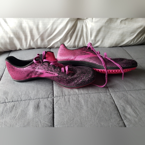 Brooks Mach 19 Spikeless - Picture 5 of 9